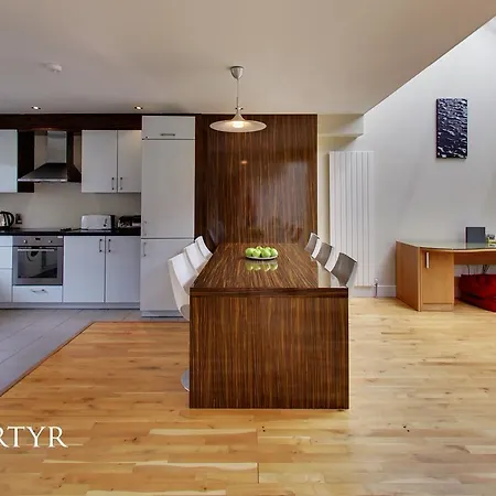 Luxury Self Catering Lodge *