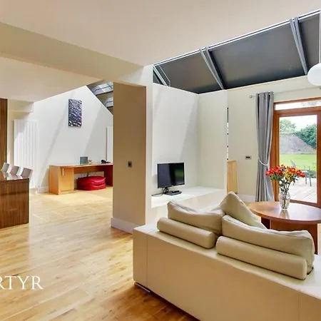 Luxury Self Catering Chata Castlemartyr